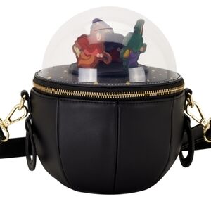 NWT- Loungefly Hocus Pocus Flying Dome Figural Crossbody Bag